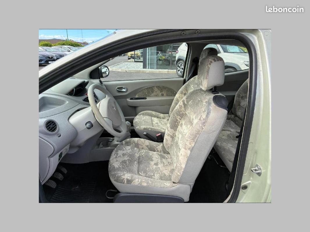Renault Twingo II 1.5 DCI 65 ECO2 HELIOS TEINTE AMANDE (image 10)