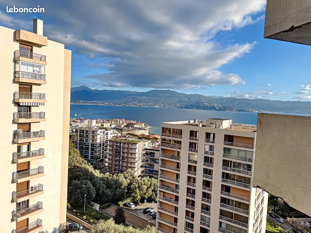 Appartement 1 pièce 33 m² · à Ajaccio · 33 m² · 591 €/mois