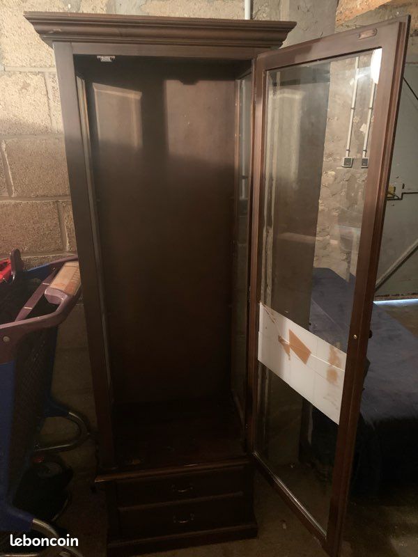 Commode (image 2)