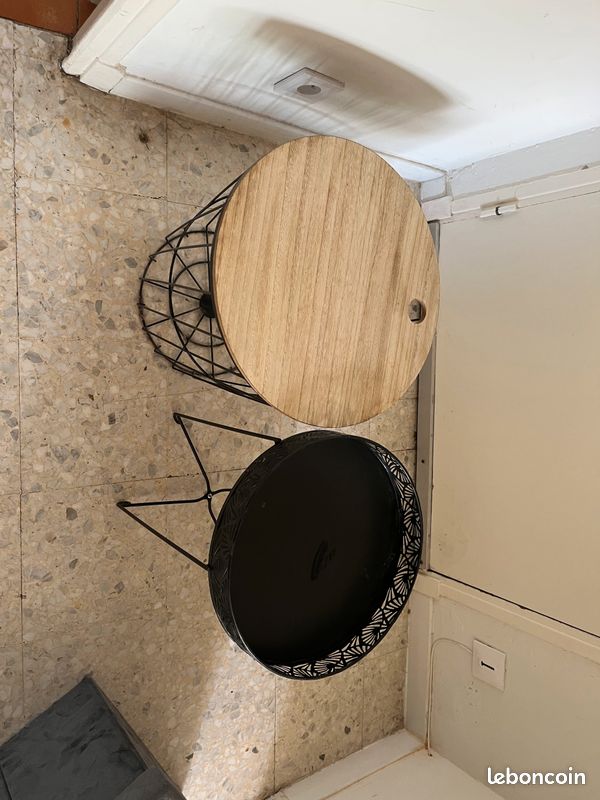 Petite table et un pouf (image 2)