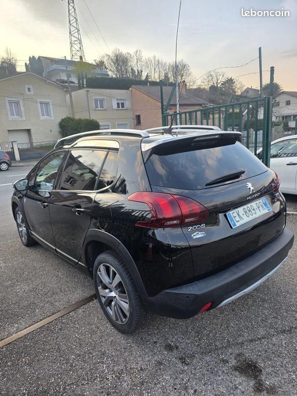 Peugeot 2008 Phase 2 1.2 THP 110cv "Crossway" (image 2)