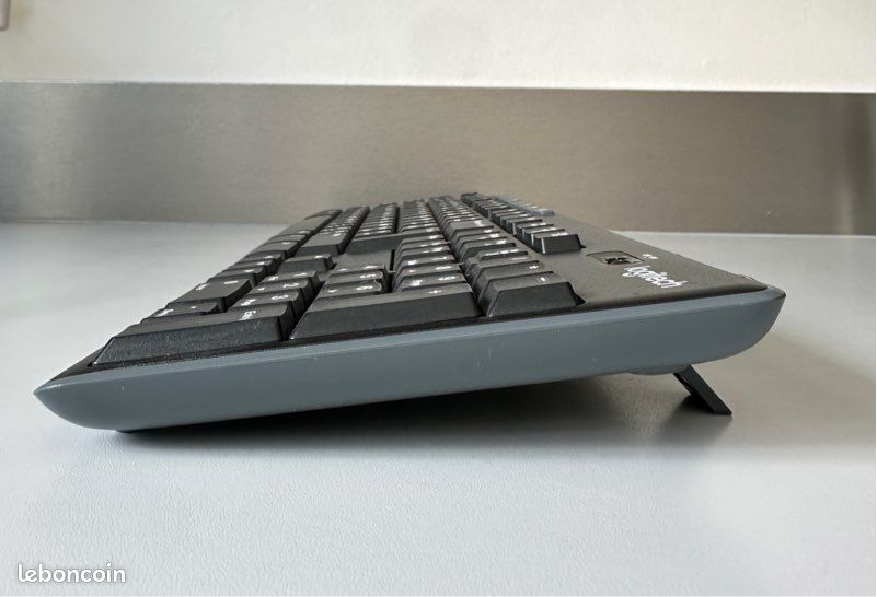 Clavier AZERTY bluetooth logitech (image 2)