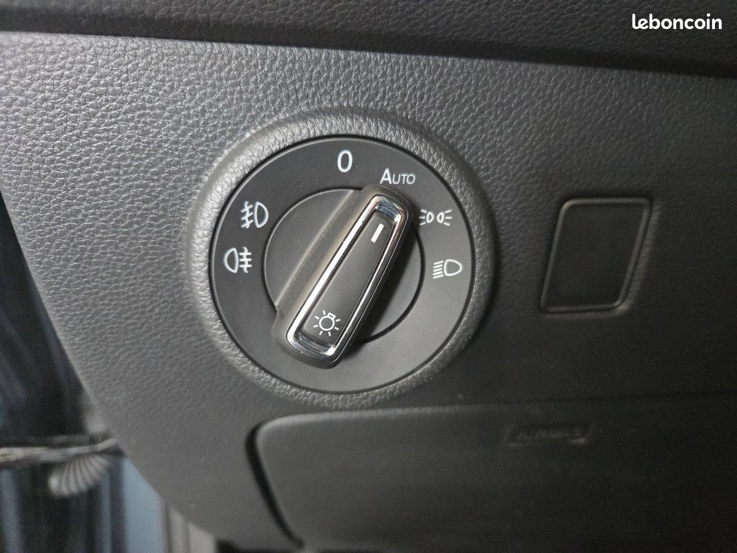 SEAT Ateca 1.6 TDI 115 ch Start/Stop Ecomotive DSG7 Urban Advanced (image 16)