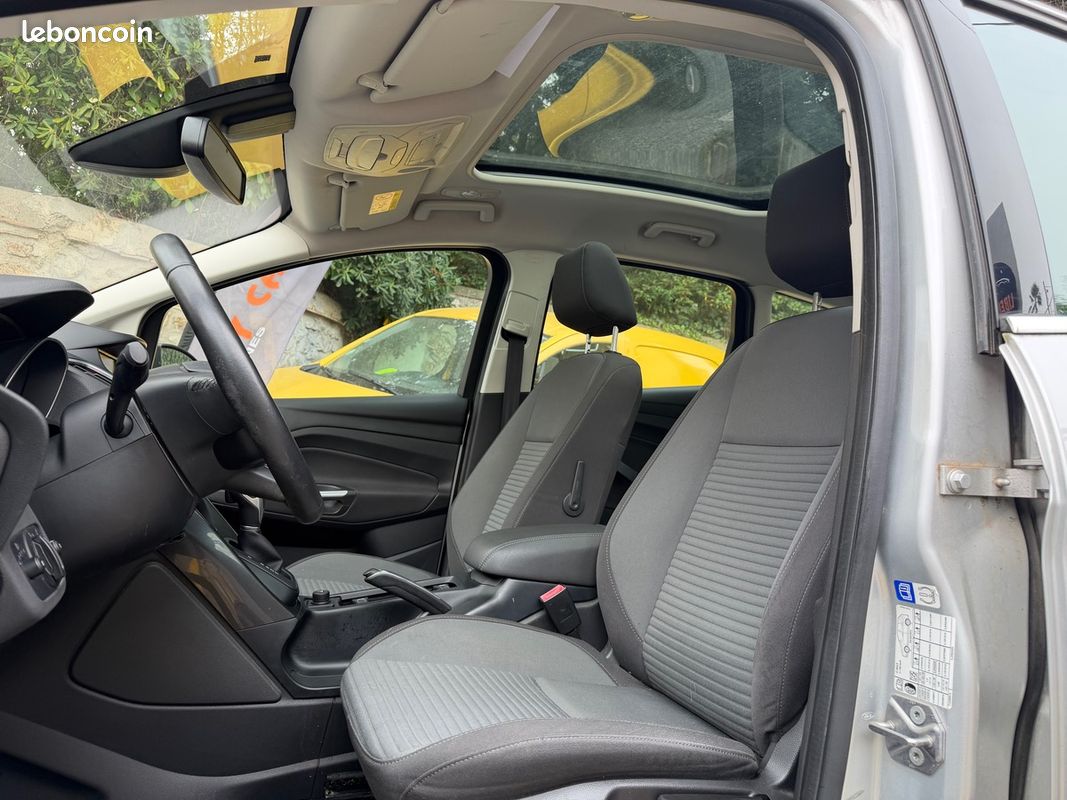 Ford C-max 1.5 TDCI 120 CV / Phase 2 / Toit Panoramique / KM réel / GPS / Titanium (image 6)