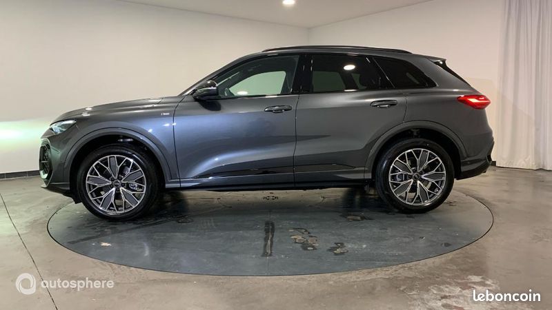 Audi Q5 2.0 TFSI Hybride 204ch S line quattro S tronic 7 (image 8)