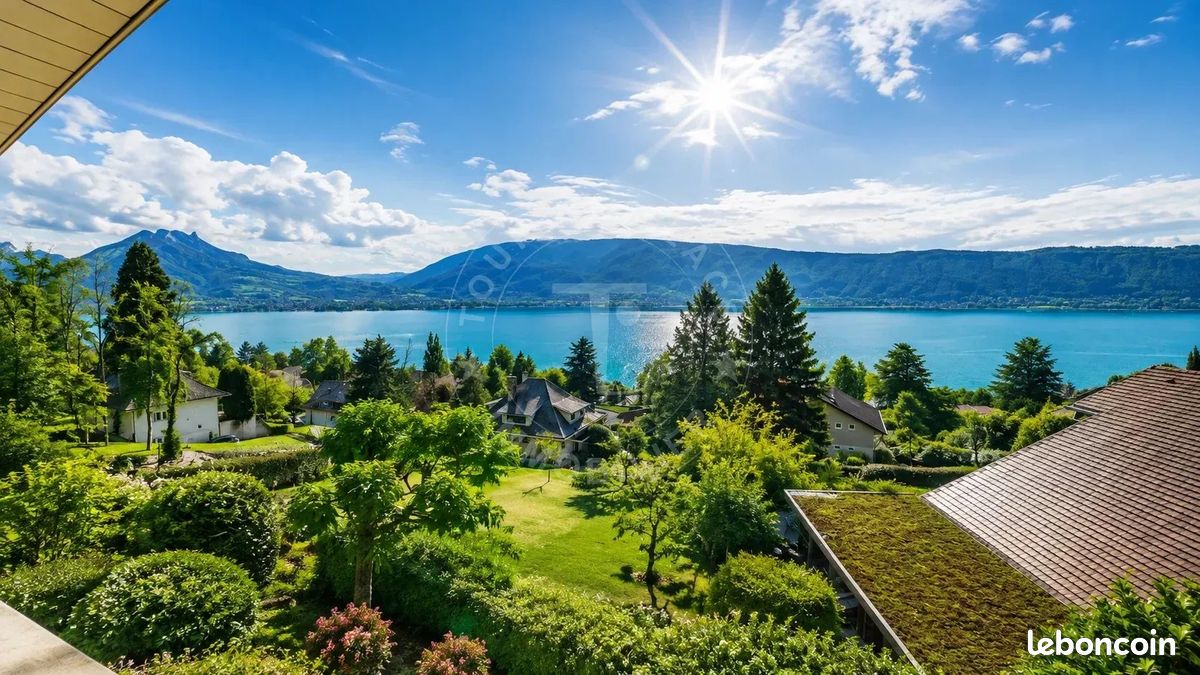 Maison 7 pièces 175 m² · à Veyrier-du-Lac · 175 m² · 1 495 000 €