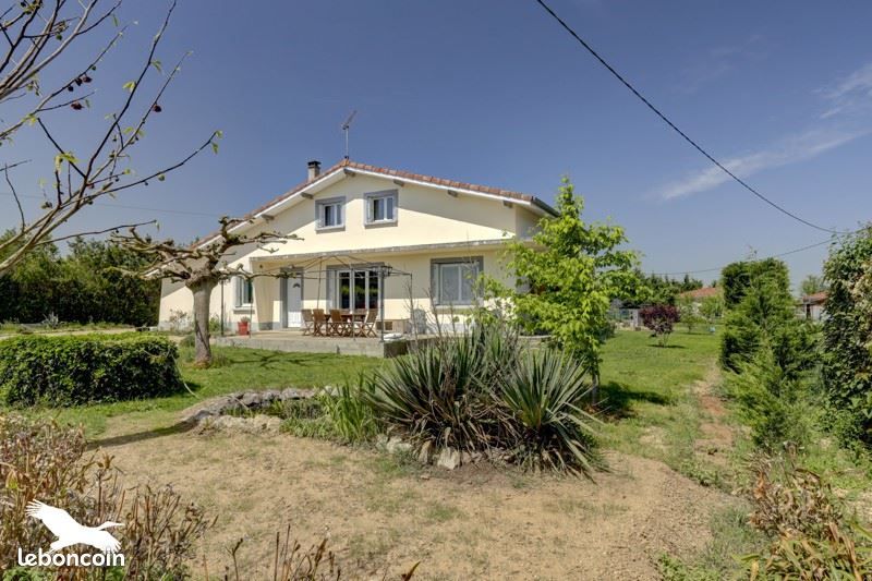 Maison 10 pièces 170 m² · à Lavaur · 170 m² · 370 000 €