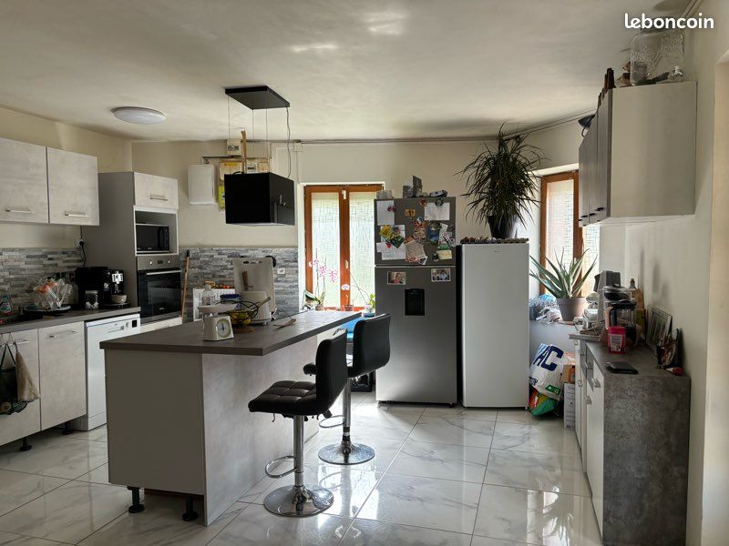 Maison 4 pièces 107 m² · à Vallon-en-Sully · 107 m² · 129 000 €