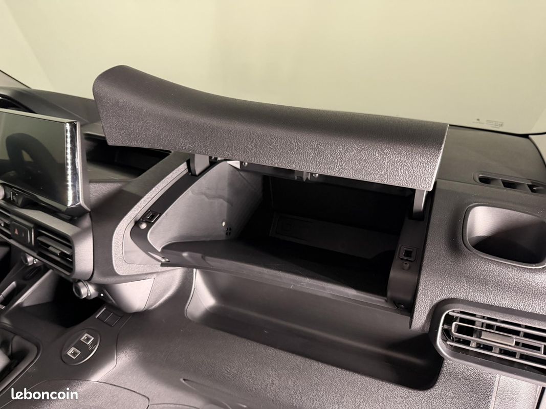 PEUGEOT PARTNER M 650KG 1.5 BlueHDi 130 Pack Premium Connect (image 38)