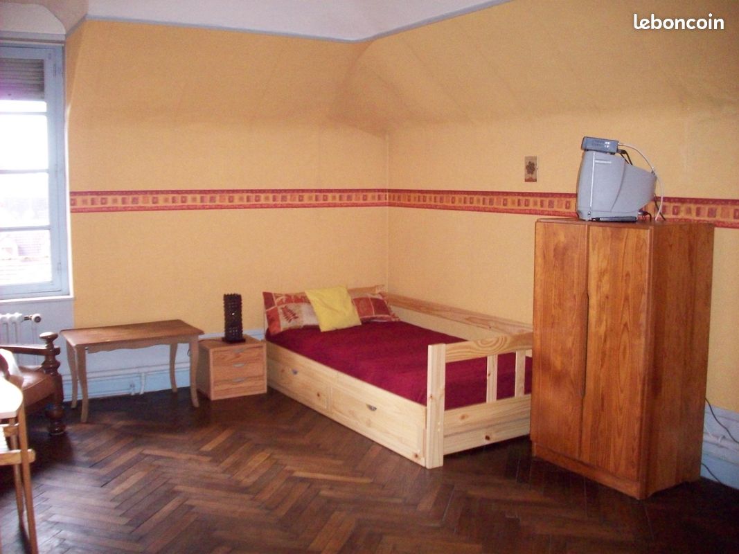 Appartement 1 pièce 20 m² · à Reims · 20 m² · 330 €