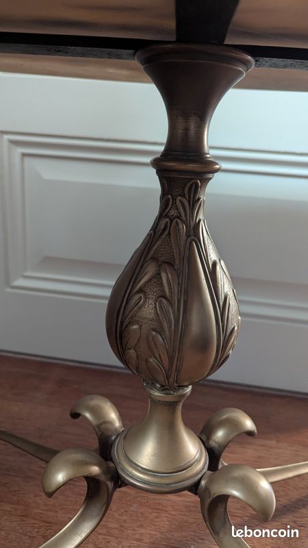 Table marbré (image 4)