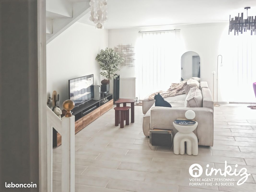 Maison 6 pièces 110 m² · à Brétigny-sur-Orge · 110 m² · 328 000 €