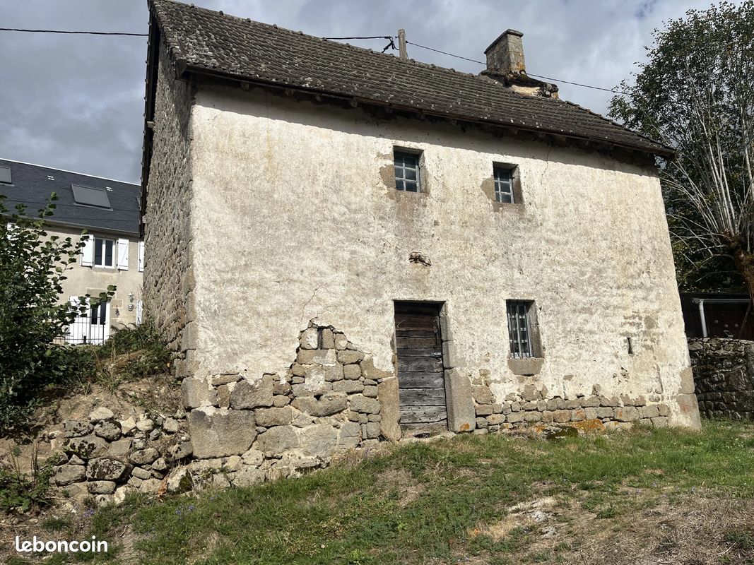 Maison 1 pièce 25 m² · à Saint-Frion · 25 m² · 11 000 €