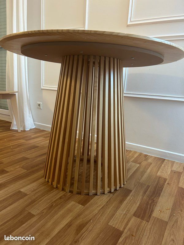 Table ronde base en tasseaux (image 2)