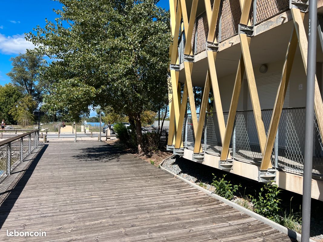 Appartement 3 pièces 68 m² · à Bordeaux · 67,6 m² · 215 000 €