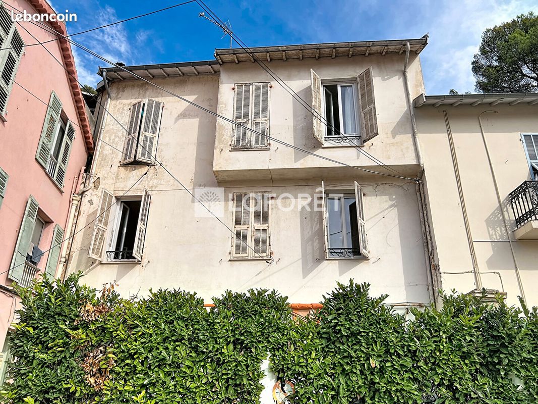 Immeuble 9 pièces 162 m² · à Nice · 162 m² · 450 500 €