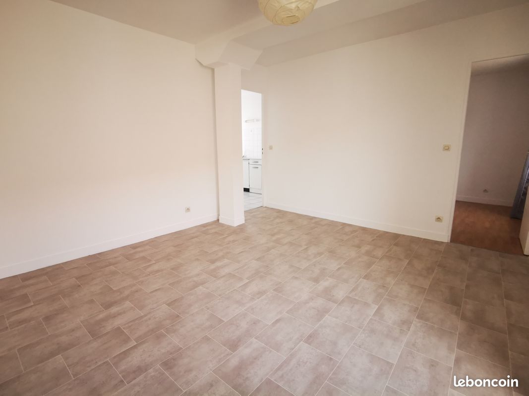 Appartement 2 pièces 39 m² · à Milly-la-Forêt · 39 m² · 650 €