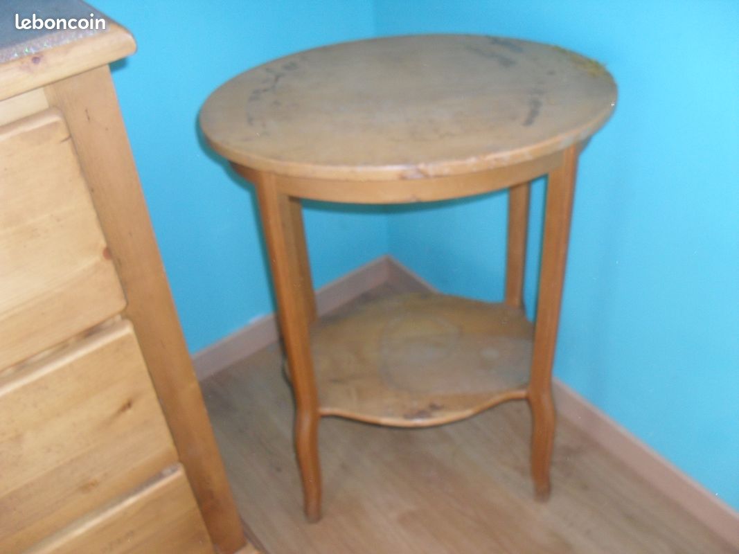 Petit meuble en bois (image 1)