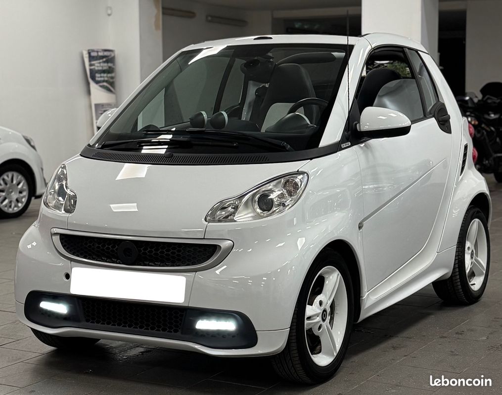SMART FORTWO CABRIOLET 1.0 70 CV Drive passion BOITE AUTOMATIQUE 73.220 KM (image 2)