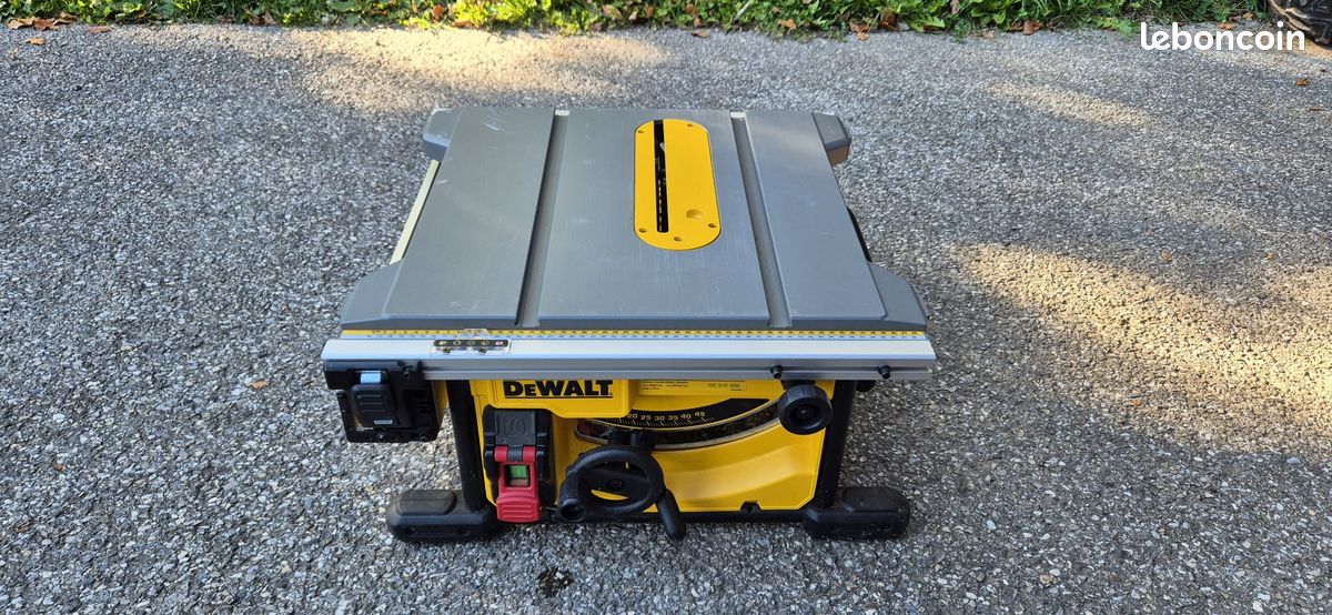 Scie à table compacte 1850 W - 210 mm - DEWALT - DWE7485-QS