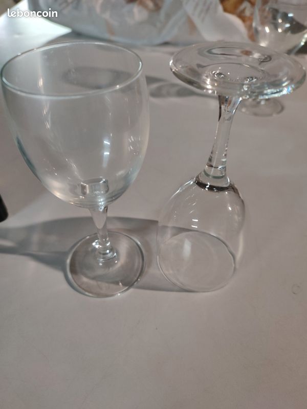 Verre à pied (image 1)