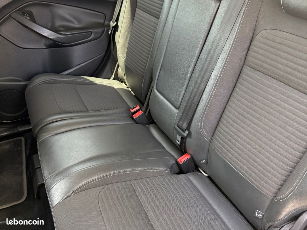 FORD KUGA 1.5 TDCi 120 SS 4x2 BVM6 Titanium (image 14)
