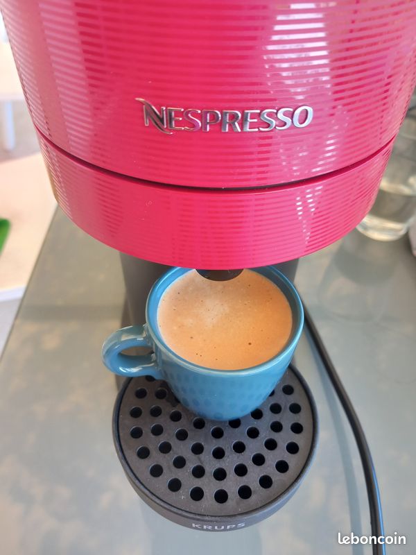Machine à Café Nespresso Vertuo Next Rouge - Krups - Occasion