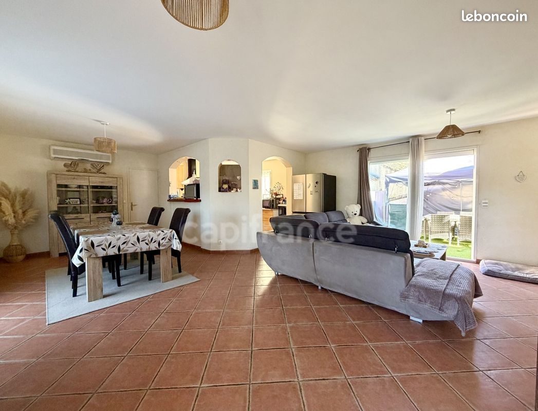 Maison 5 pièces 110 m² · à Cournonsec · 110 m² · 398 000 €