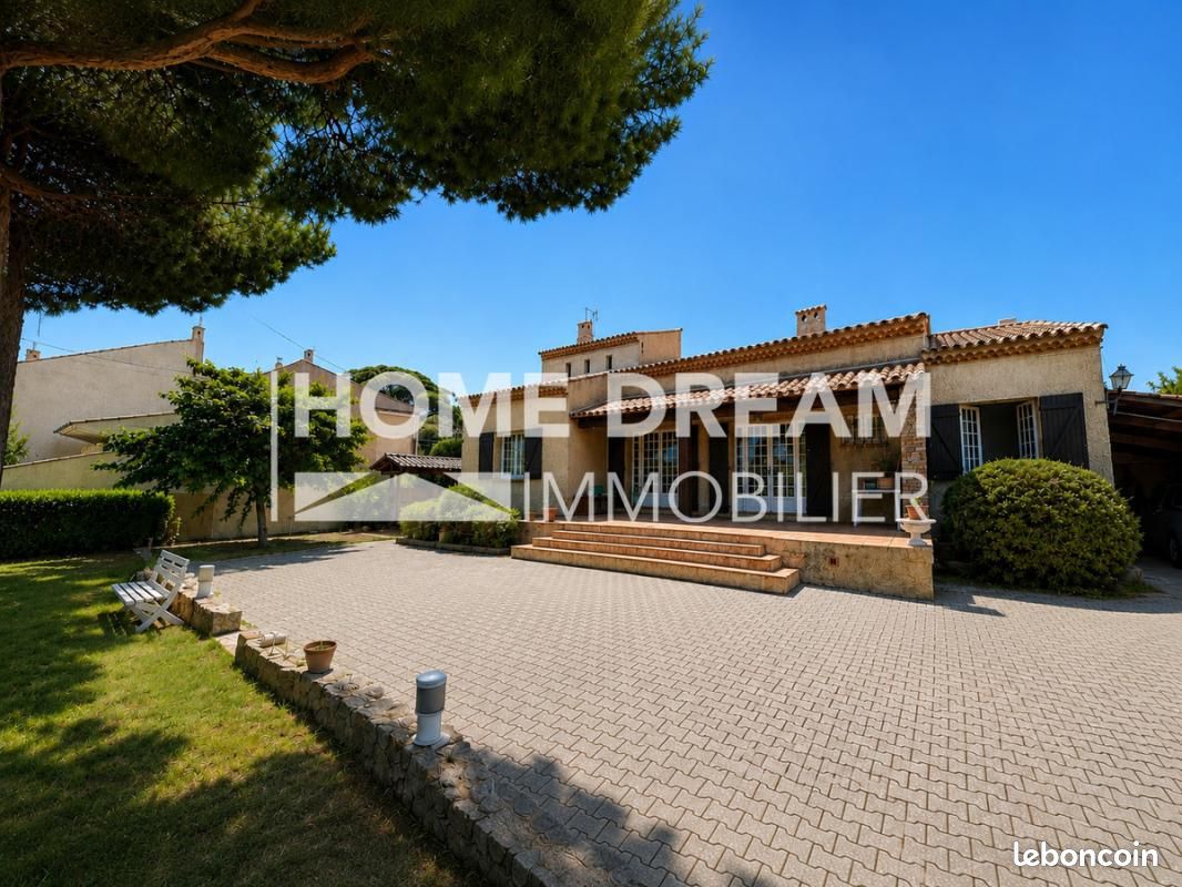Maison 6 pièces 155 m² · à La Seyne-sur-Mer · 155 m² · 555 000 €