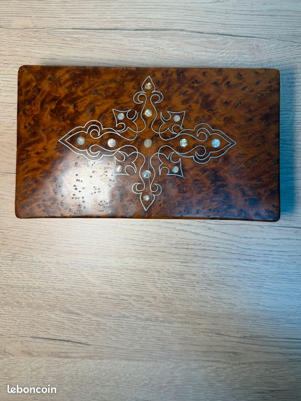 Boîte à Bijoux Vintage En Marqueterie Bois Et Nacre - Ancienne, Origine Syrie, Référence #B678