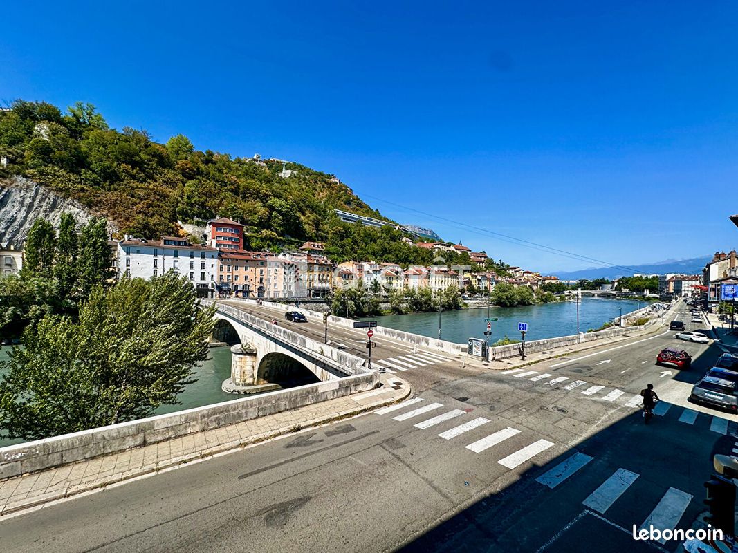 Appartement 1 pièce 12 m² · à Grenoble · 12 m² · 400 €