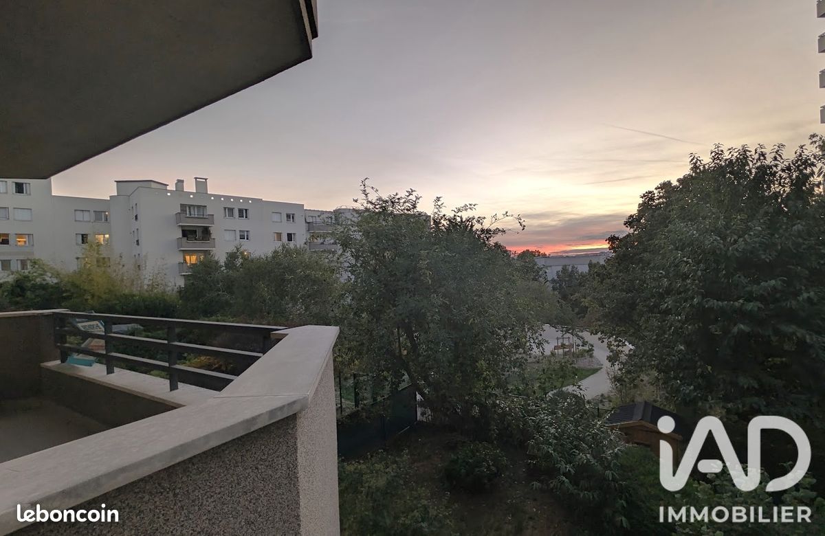 Appartement 3 pièces 63 m² · au Kremlin-Bicêtre · 63 m² · 349 000 €