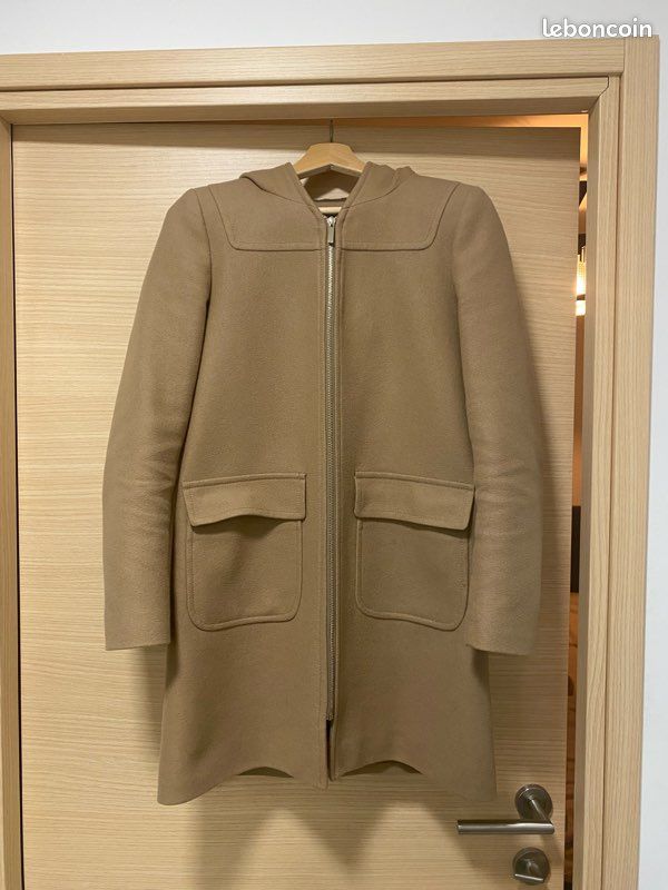 Veste Tara Jarmon En Lin Beige – Taille 38 (FR) / 42 (IT) – Occasion En Excellent État – Style Élégant Et Léger