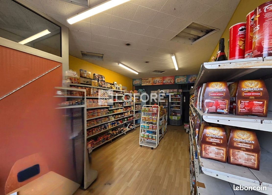 Immeuble 4 pièces 74 m² · à Bourg-en-Bresse · 74 m² · 85 000 €
