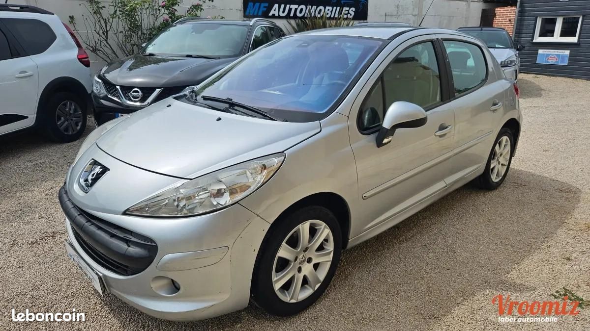 Peugeot 207 1.6 hdi 110 cv POUR EXPORT 5 portes "Embrayage + distribution + amortisseurs remplacées" (image 5)