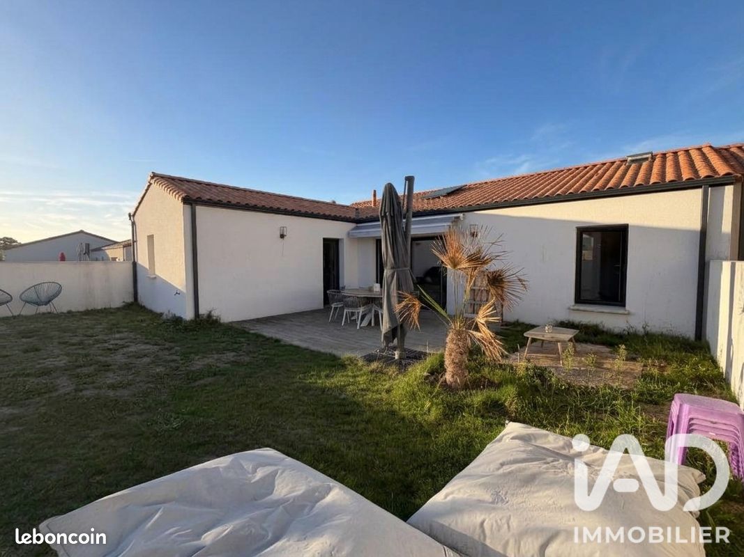 Maison 4 pièces 88 m² · aux Sables-d'Olonne · 88 m² · 377 000 €