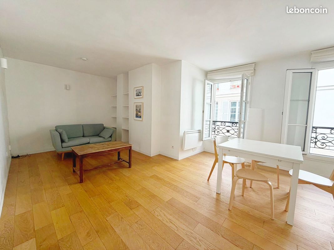 Appartement 2 pièces 52 m² · à Paris · 52 m² · 1 900 €