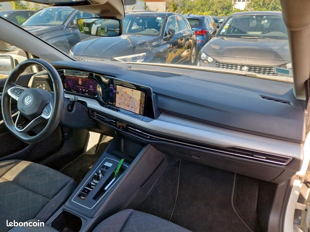 Volkswagen GOLF 1.0 eTSI OPF 110 DSG7 Life Business (image 6)