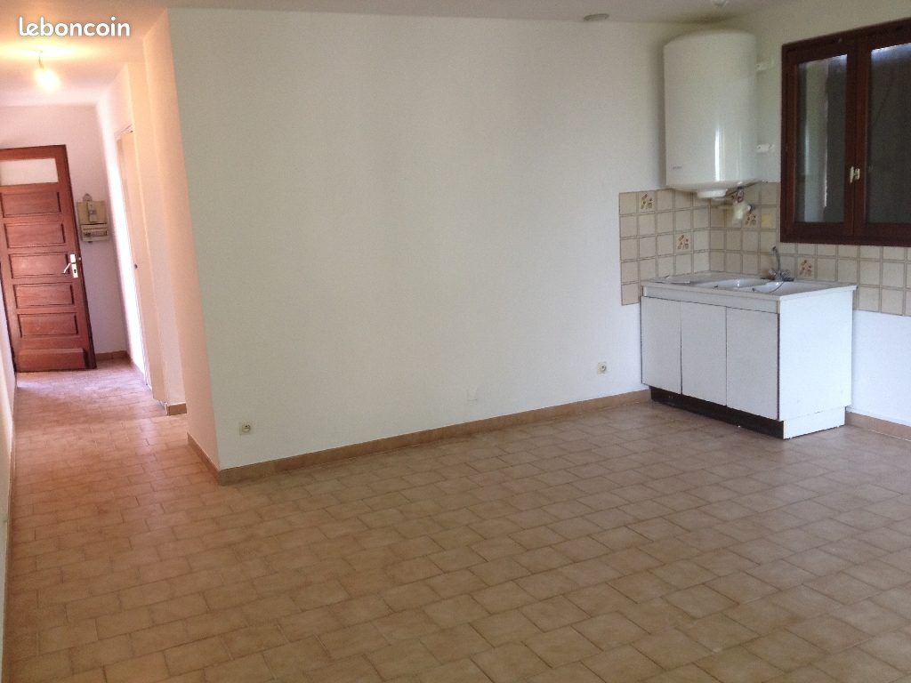 Appartement 2 pièces 44 m² · à Genas · 44 m² · 745 €/mois