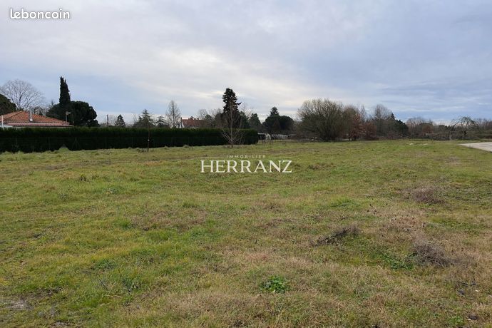 Terrain 1315 m² Lamothe-Montravel