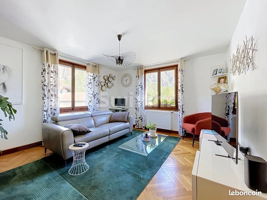 Appartement 3 pièces 74 m² · à Magland · 74 m² · 260 000 €