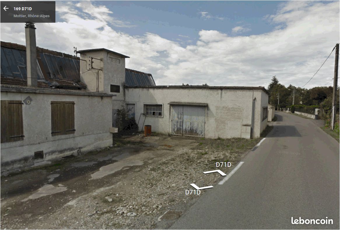 Local commercial 2 pièces 260 m² · à Mottier · 260 m² · 129 000 €
