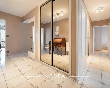 Appartement 330 000 € - 92 m²