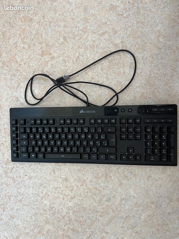 Clavier Corsair K55 RGB Gaming (image 1)