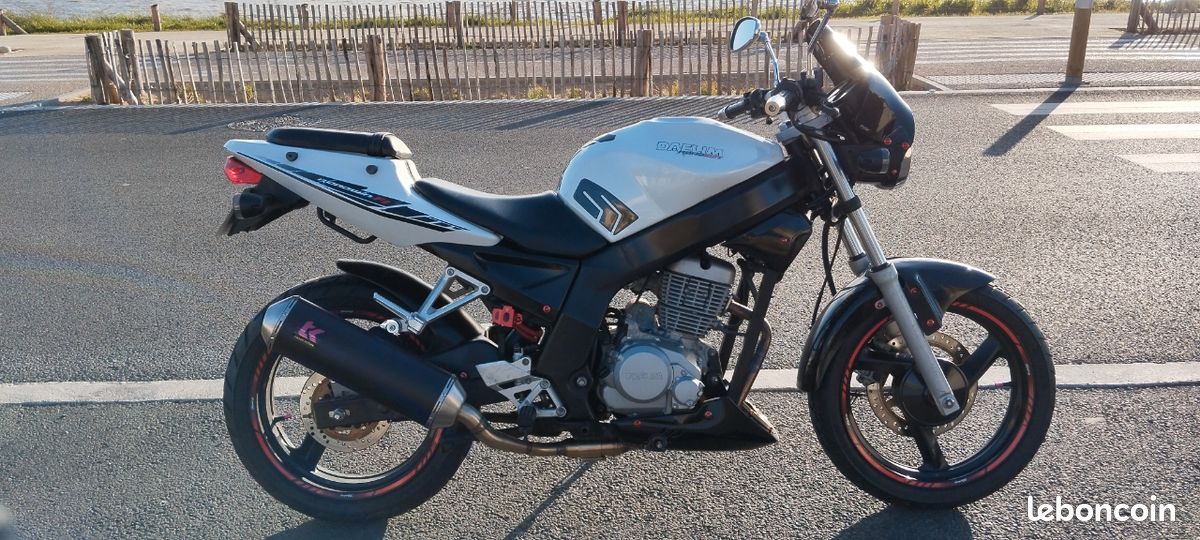 Jante Avant Pour Scooter Daelim Roadwin 125 FI - Occasion - Pour Pièce Ou Réparation