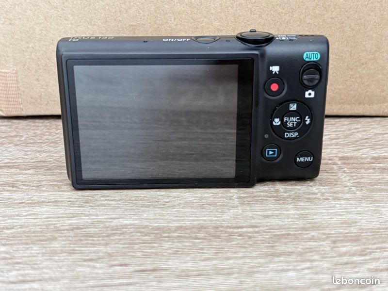 Canon IXUS 132 Noir (image 2)
