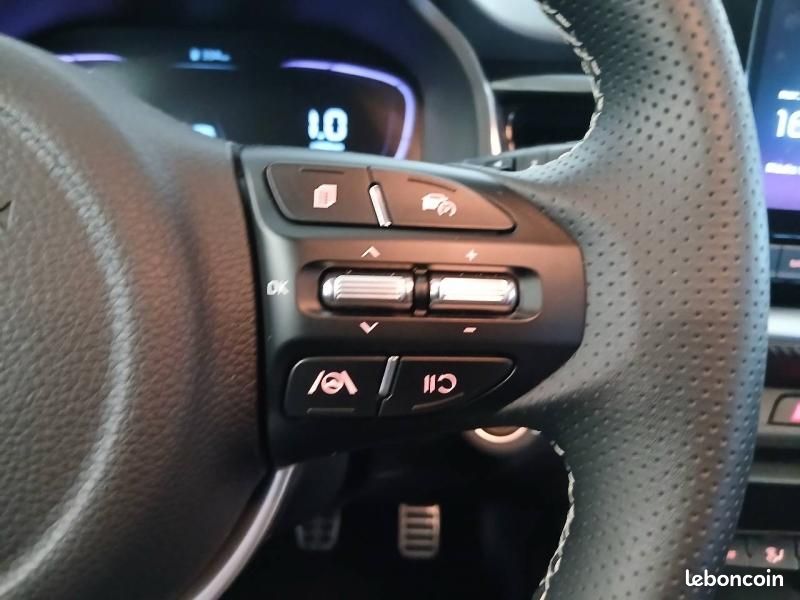 Kia Stonic 1.0 T-GDi 100ch GT Line (image 14)