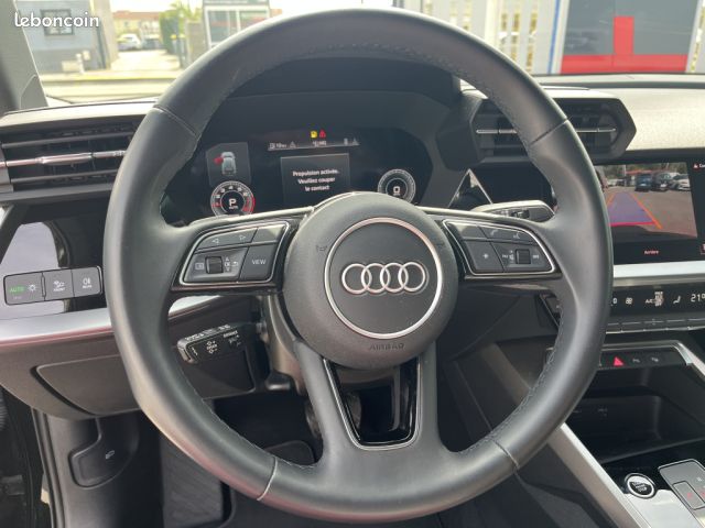 Audi A3 sportback 35 TFSI Mild Hybrid 150 S tronic 7 Design Luxe (image 10)