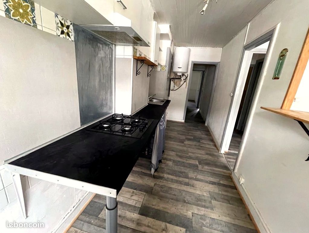 Appartement 3 pièces 46 m² · à Saint-Pons-de-Thomières · 46 m² · 380 €