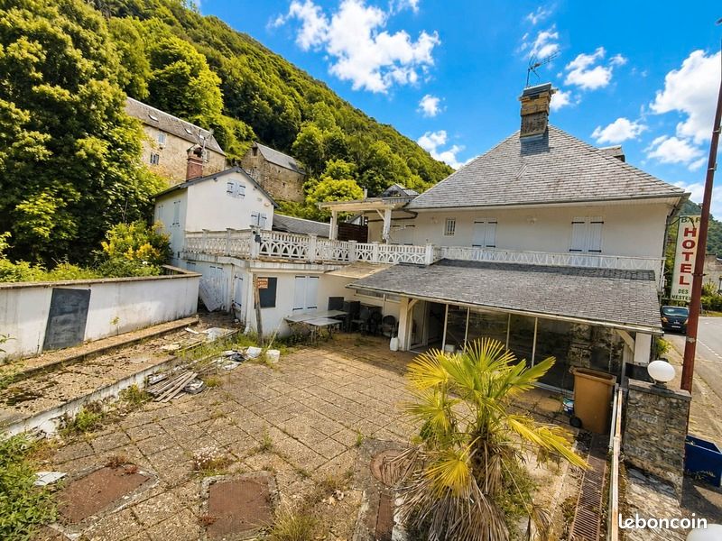 Maison 20 pièces 464 m² · à Sarrancolin · 464 m² · 374 000 €